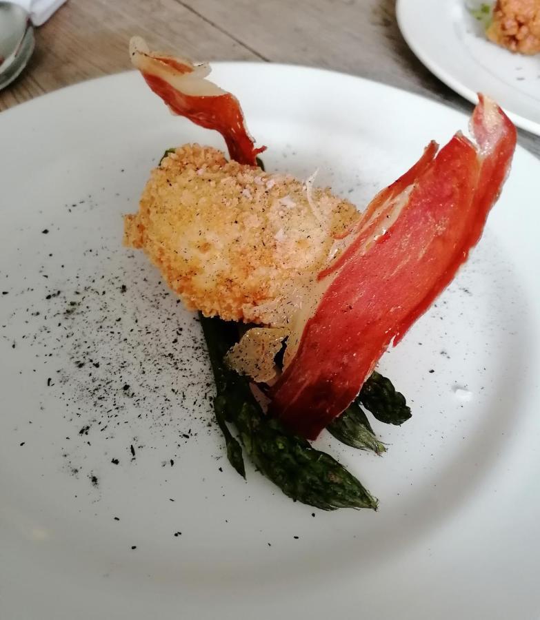 黑狮酒店 小沃尔辛厄姆 外观 照片
